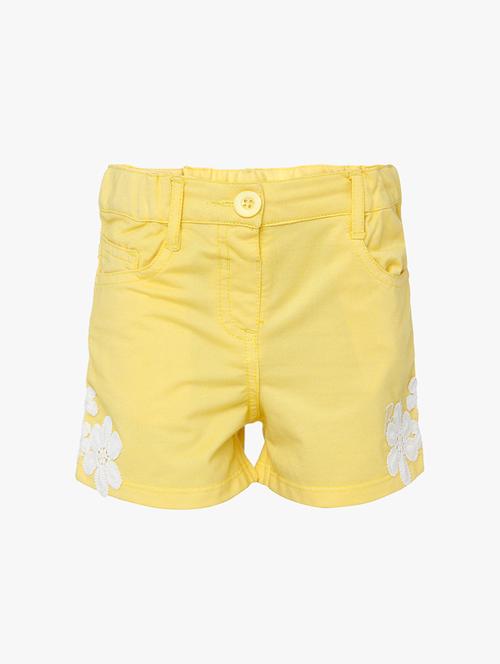 yellow cotton blend shorts - 15398868 - Very Small Image - 1