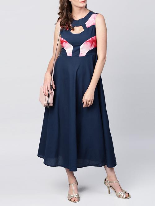 panel patch detail a-line dress - 15412935 - Very Small Image - 1