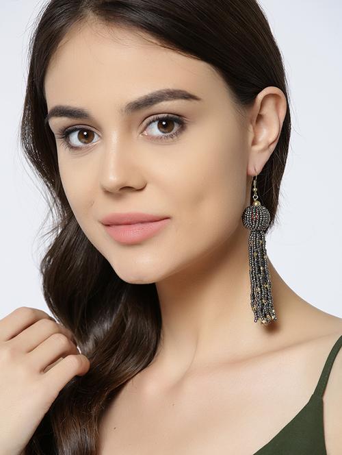 black metal drop earring - 15417995 - Very Small Image - 1