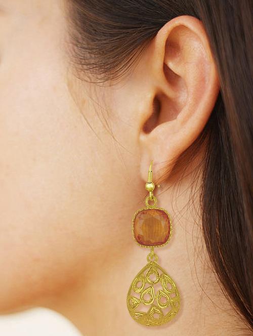 gold metal drop earrings - 15431715 - Very Small Image - 1
