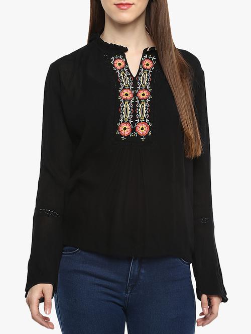 embroidered neck bell sleeved top - 15433084 - Very Small Image - 1