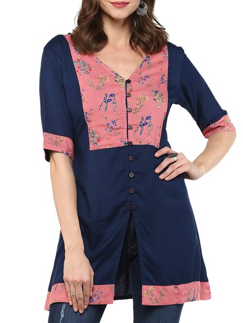 front slit floral printed tunic - 15439026 - Very Small Image - 1