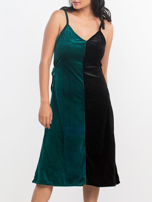 color block a-line velvet dress - 15439248 - Very Small Image - 1