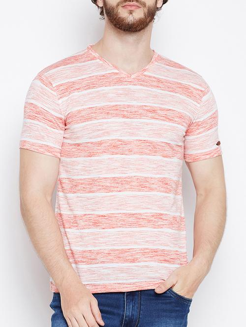 red cotton t-shirt - 15442732 - Very Small Image - 1