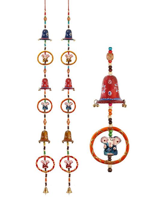 door hanging pair with paper machie 3 bell and 3 ganesh in resham ring - 15459297 - Very Small Image - 1