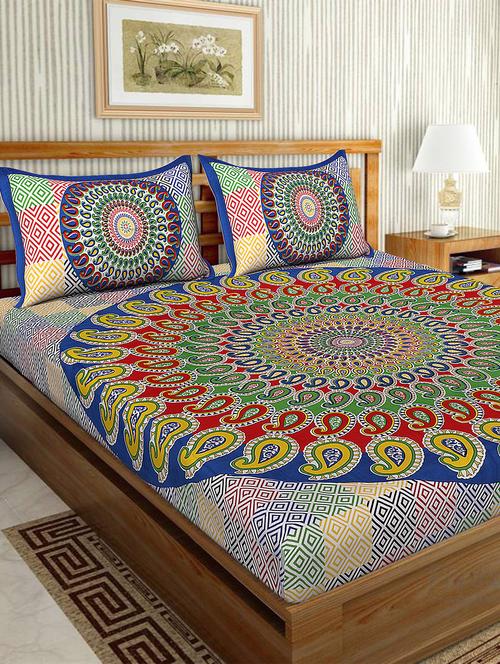 cotton traditional printed double bedsheet with 2 pillow covers - 15460160 - Very Small Image - 1