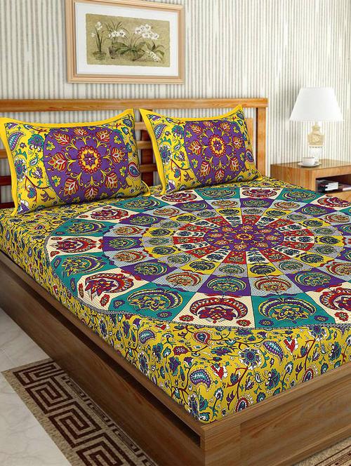 cotton traditional printed double bedsheet with 2 pillow covers - 15460166 - Very Small Image - 1