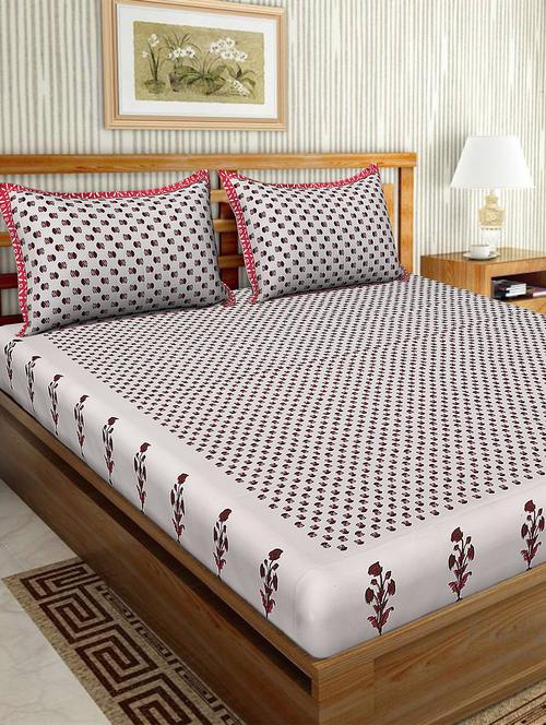 cotton traditional printed double bedsheet with 2 pillow covers - 15460185 - Very Small Image - 1