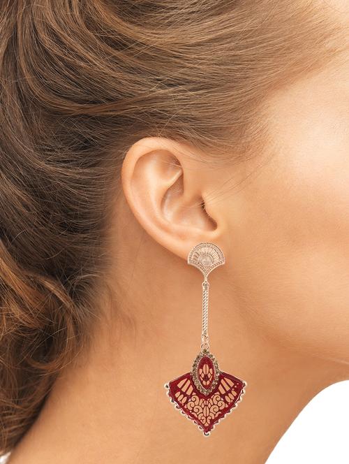 red metal drop earring - 15473449 - Very Small Image - 1