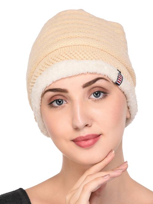 beige woolen cap - 15498048 - Very Small Image - 1