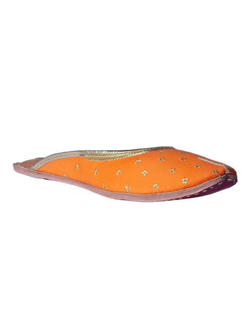 orange slip on jutis - 15498133 - Very Small Image - 1