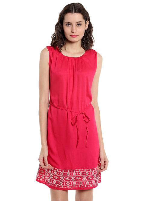 tie up waist printed hem dress - 15520444 - Very Small Image - 1