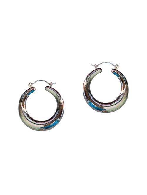silver plastic earrings - 15524467 - Very Small Image - 1