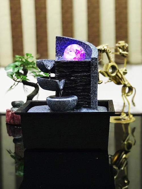 indoor water fountain - 15527891 - Very Small Image - 1