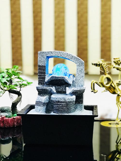 indoor water fountain - 15527892 - Very Small Image - 1