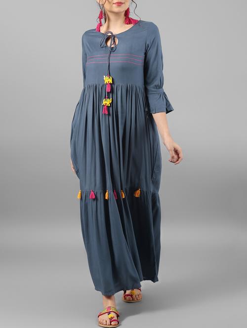 tiered dress with tassels - 15576295 - Very Small Image - 1