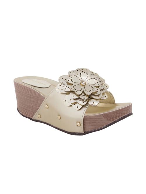 gold platforms sandals - 15603904 - Very Small Image - 1