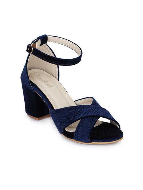navy back strap sandals - 15605986 - Very Small Image - 1