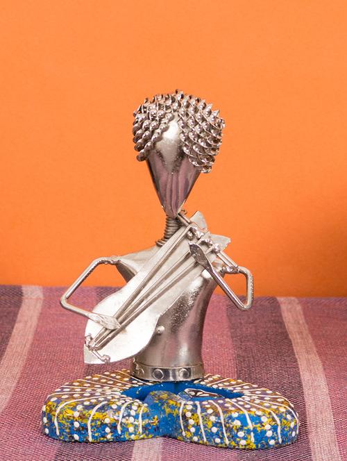 decorative statue - 15645108 - Very Small Image - 1