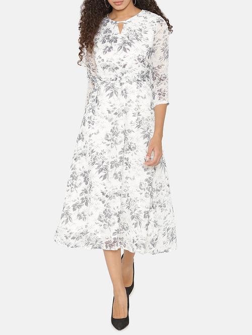 keyhole neck floral flared dress - 15646186 - Very Small Image - 1