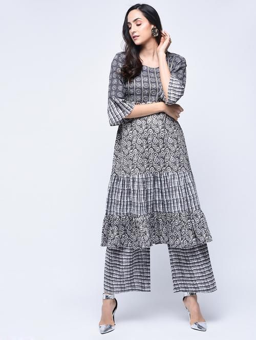 tiered printed bell sleeves kurta - 15647854 - Very Small Image - 1