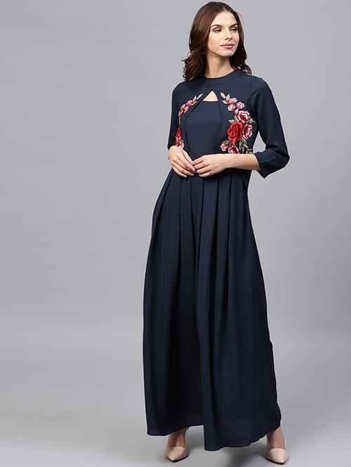 embroidered paneled pleated maxi dress - 15678993 - Very Small Image - 1