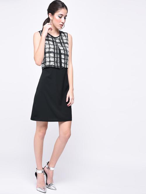 keyhole back printed layered dress - 15692019 - Very Small Image - 1
