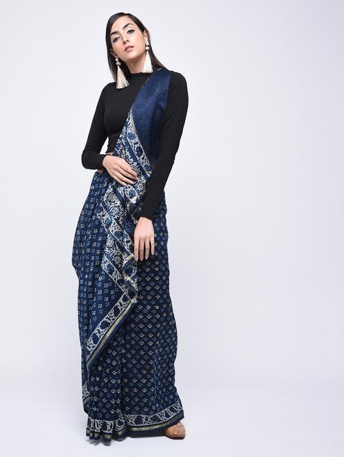 indigo batik handloom saree with blouse - 15700051 - Very Small Image - 1