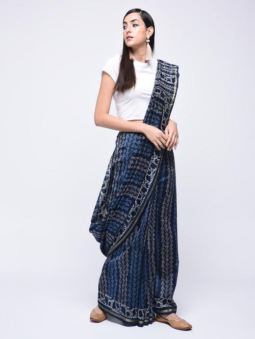 indigo batik printed handloom saree with blouse - 15700053 - Very Small Image - 1