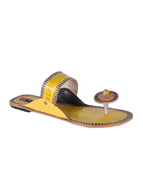 yellow open thong kolhapuris - 15710896 - Very Small Image - 1