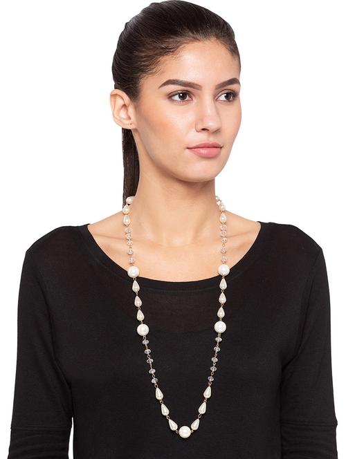 long necklace - 15717647 - Very Small Image - 1