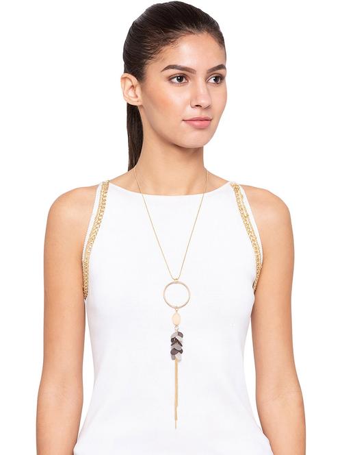 long necklace - 15717652 - Very Small Image - 1