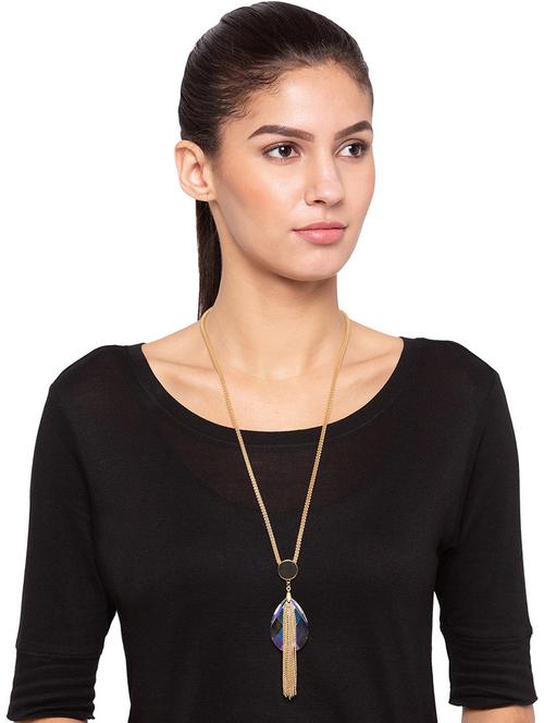 long necklace - 15717691 - Very Small Image - 1