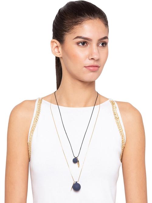 long necklace - 15717699 - Very Small Image - 1