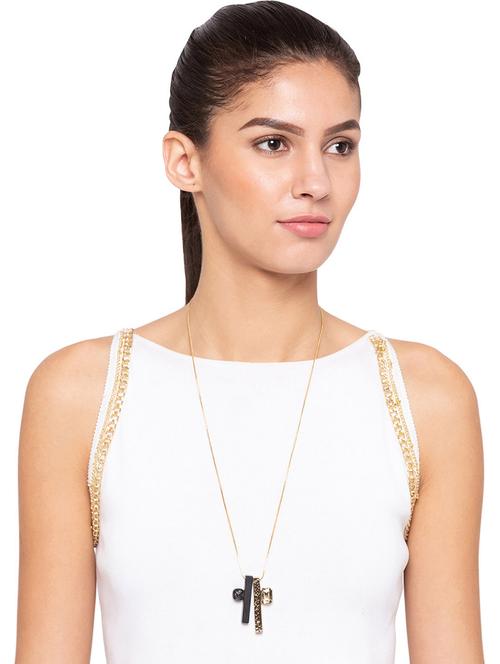 long necklace - 15717705 - Very Small Image - 1
