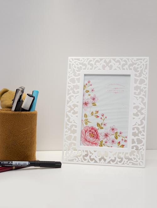 designer white photo frame 4x6 - 15731848 - Very Small Image - 1