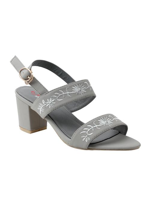 grey back strap sandals - 15741168 - Very Small Image - 1