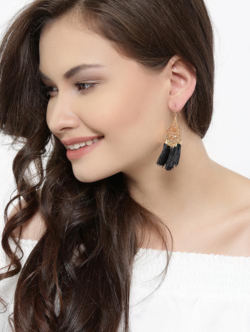 black metal drop earrings - 15743347 - Very Small Image - 1