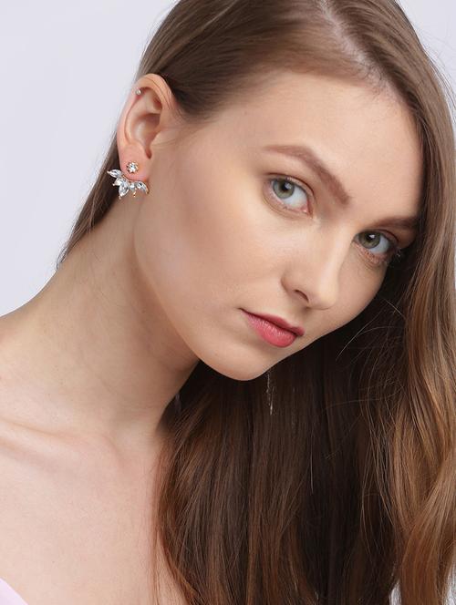 gold plated studs earring - 15743471 - Very Small Image - 1