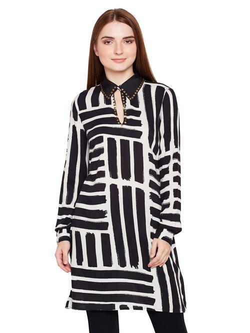 abstract monochrome stud detail tunic - 15750614 - Very Small Image - 1