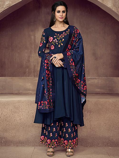 embroidered flared palazzo suit - 15754557 - Very Small Image - 1