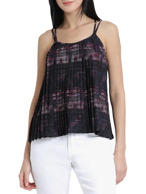 criss-cross back pleated top - 15755386 - Very Small Image - 1