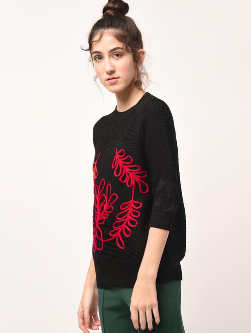 raglan sleeved embroidered pullover - 15800276 - Very Small Image - 1