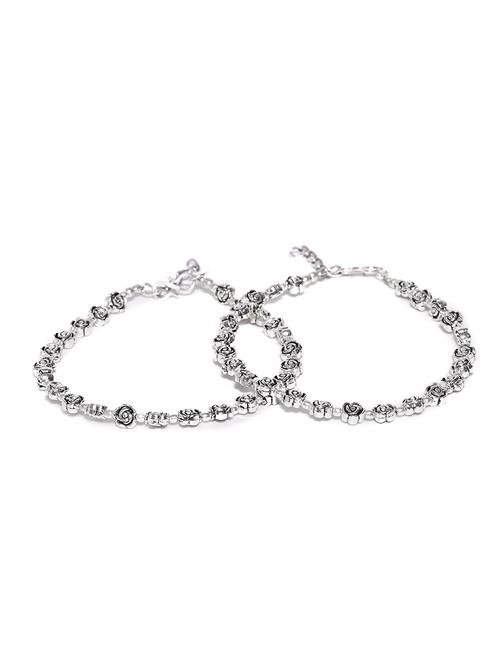 silver metal anklets and payal - 15802676 - Very Small Image - 1