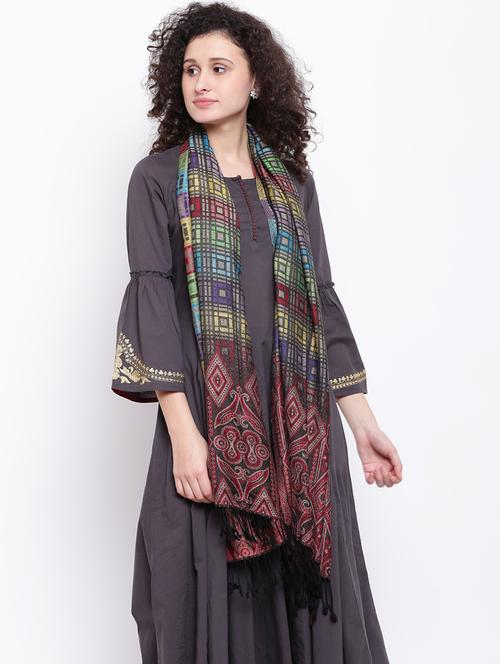 fringe detail geometric stole - 15819056 - Very Small Image - 1