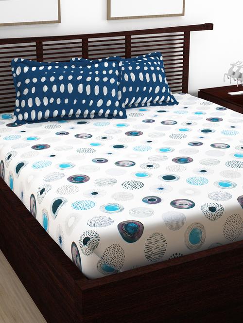 cotton double bedsheet with 2 pillow covers - 15842430 - Very Small Image - 1