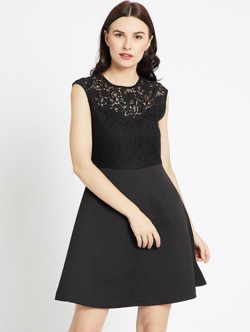 floral lace flared dress - 15853266 - Very Small Image - 1