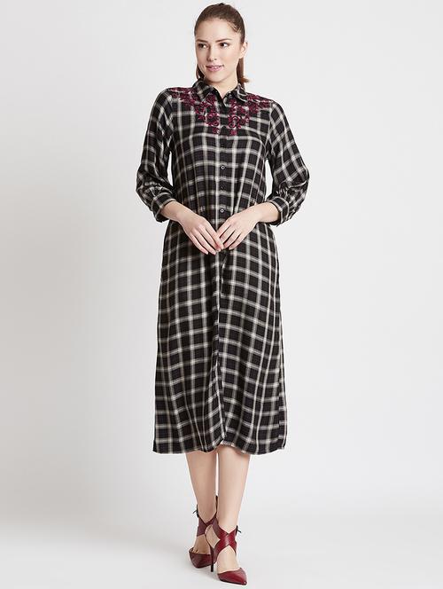 embroidered checkered shirt dress - 15853302 - Very Small Image - 1