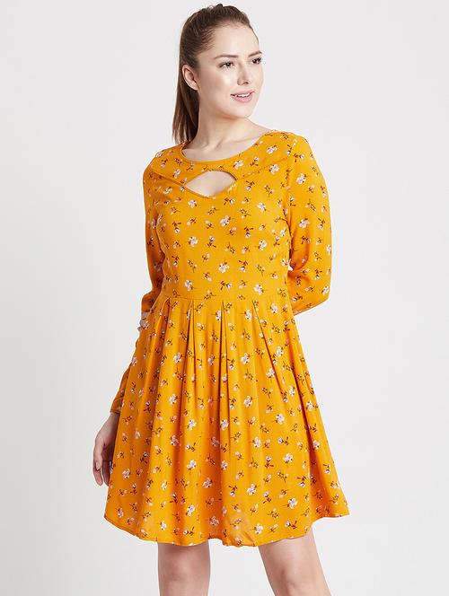 floral pleated cut out detail dress - 15853313 - Very Small Image - 1