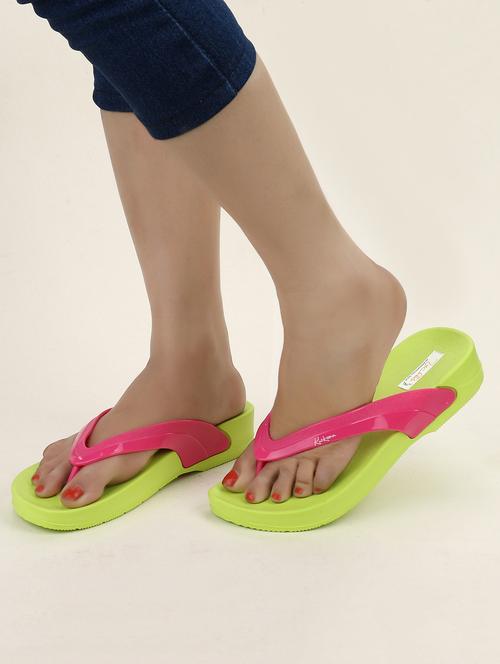 yellow toe separator flip flops - 15855046 - Very Small Image - 1